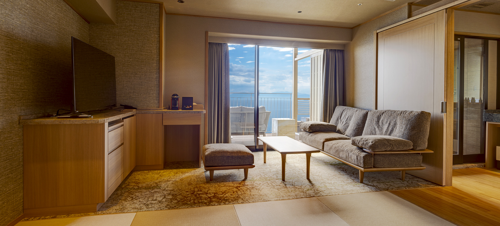 Western Japanese Room A with open-air hot spring