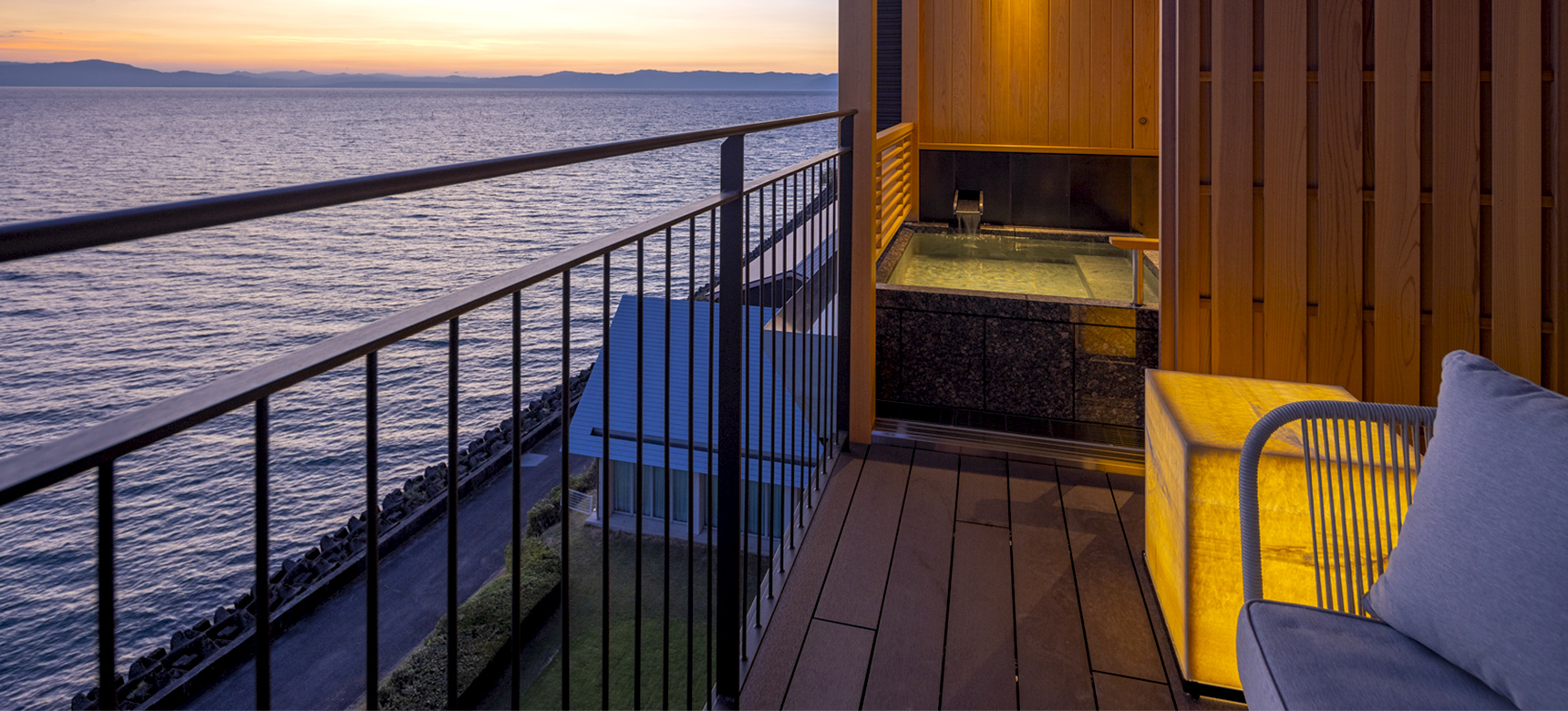 Western Japanese Room A with open-air hot spring