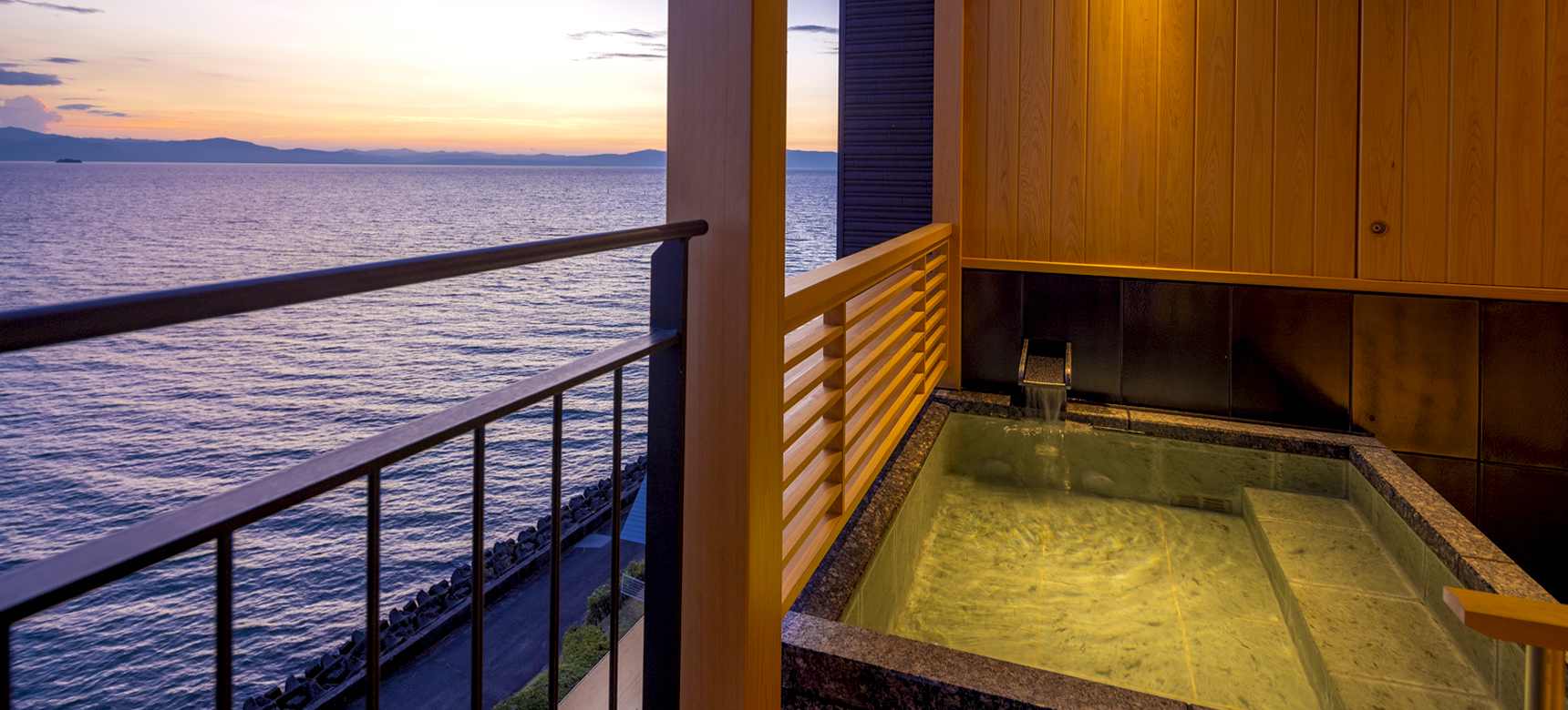 Western Japanese Room B with open-air hot spring